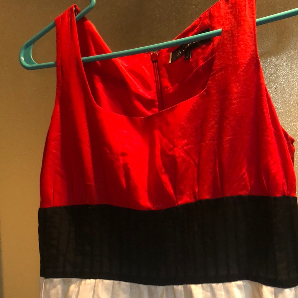 Anne Klein sleeveless dress size 2p.  Red, black and white and lined.